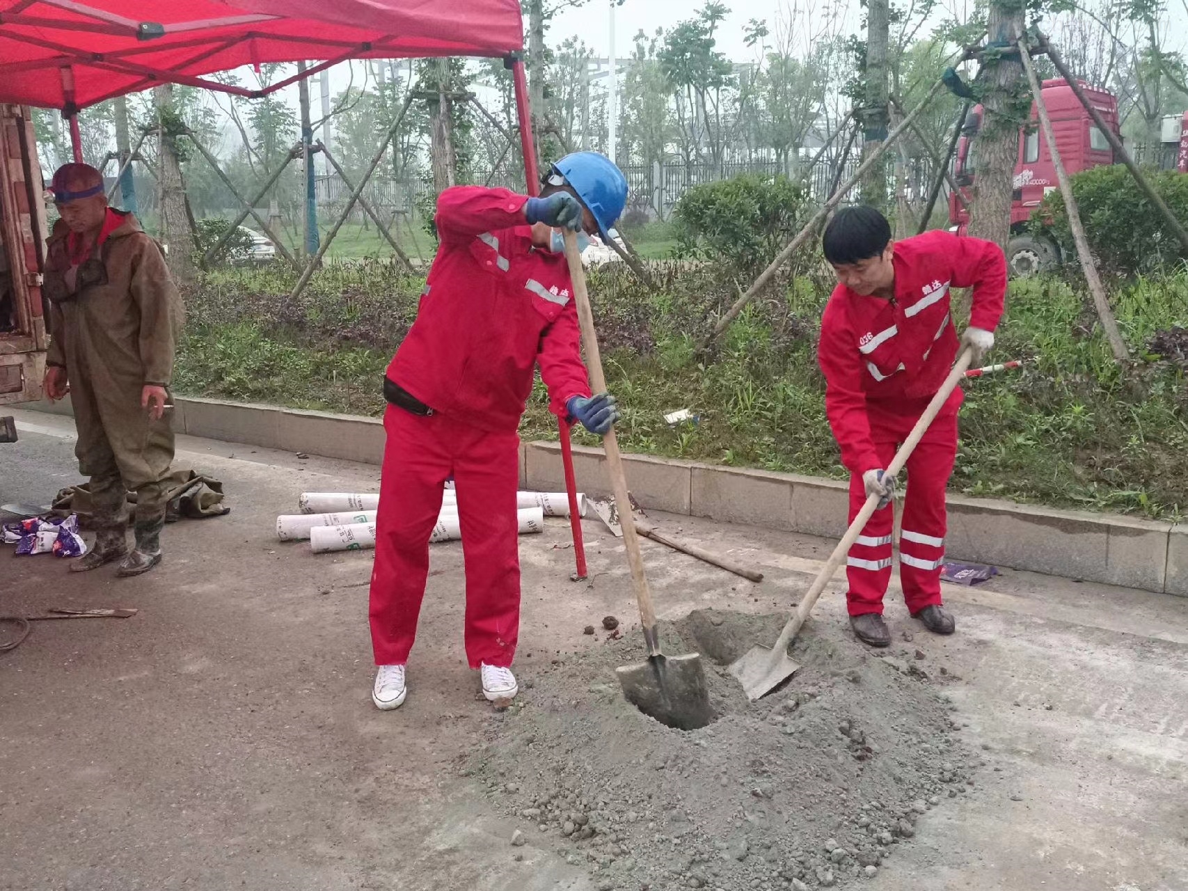 静安管道疏通哪家好】及时进行市政管道清淤
